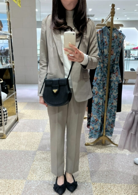 転職活動用スーツ